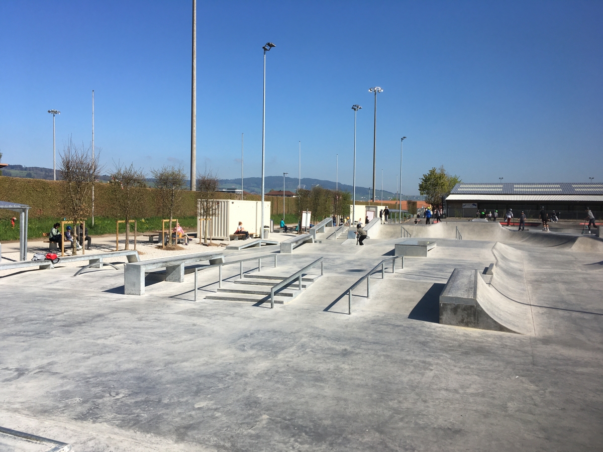 CH Bulle - Nouveau skatepark en béton