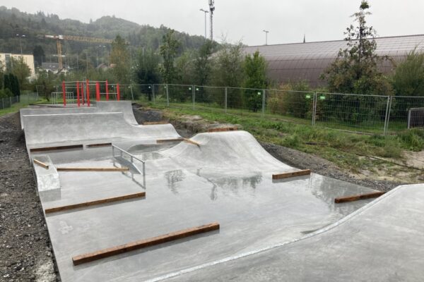 2004